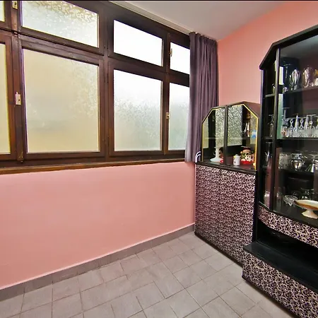 شقة Perla 2-bdrm In The Heart Of The فارنا