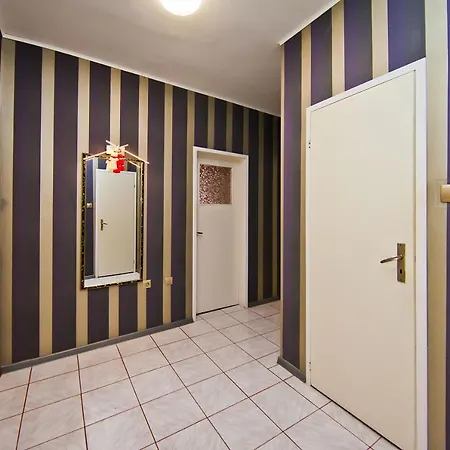 Perla 2-bdrm In The Heart Of The *