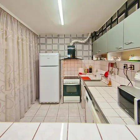 Perla 2-bdrm In The Heart Of The *