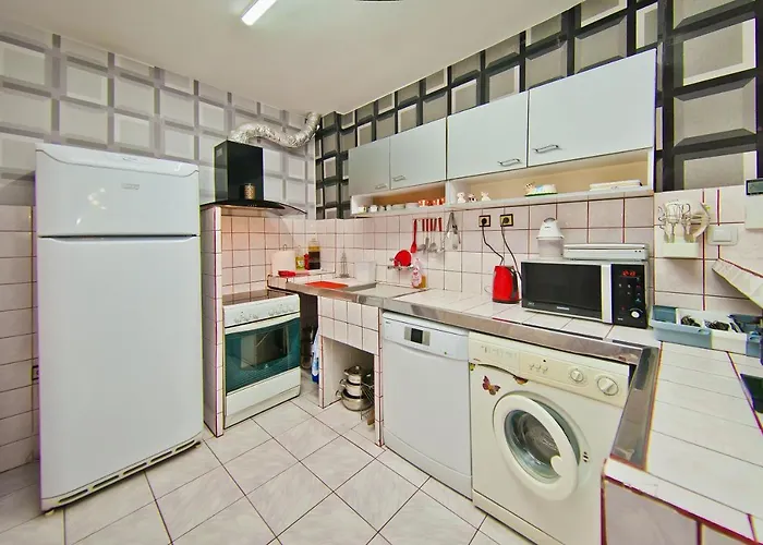 Perla 2-bdrm In The Heart Of The * Varna