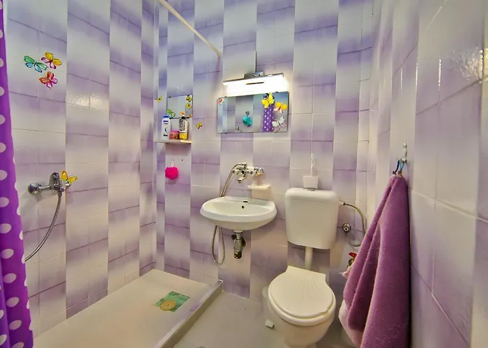 Apartment Perla 2-bdrm In The Heart Of The